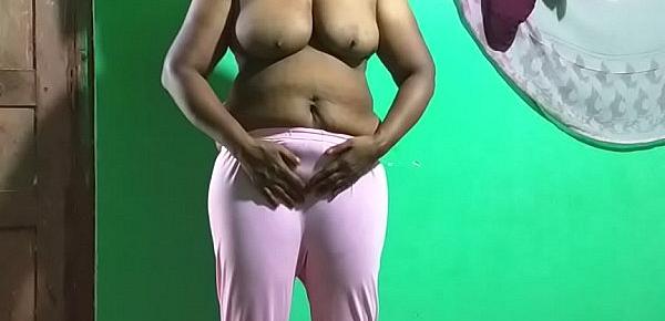  tamil aunty telugu aunty kannada aunty malayalam aunty Kerala aunty hindi bhabhi horny desi north indian south indian horny vanitha wearing white legings school teacher showing big boobs and shaved pussy press hard boobs press nip rubbing pussy vegetable